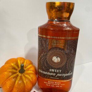 Bath & Body Works “Sweet Cinnamon Pumpkin” New Full Size Body Wash